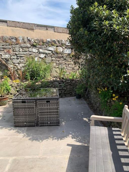 Cladach Cottage - Seafront Isle of Whithorn Exterior photo